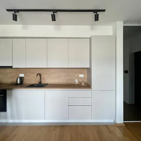 Modern Apartment With Panoramic Views Apartment *