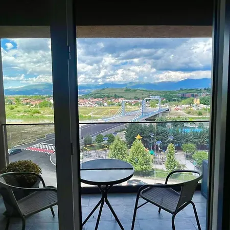 Apartment Modern With Panoramic Mountain Views *