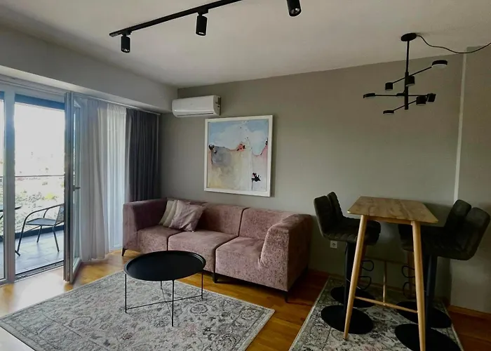 Apartment Modern With View